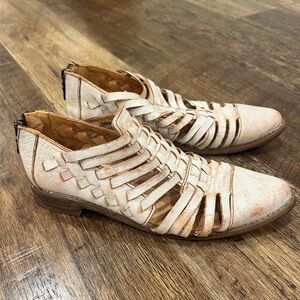 Women’s Las Cruces Flats Ankle Boots Bed|Stu Size 7.5